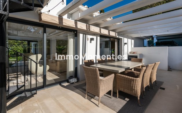 Resale - Detached villa - Marbella - Nueva Andalucía