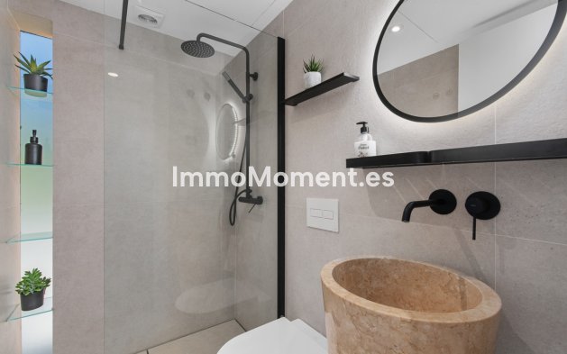 Resale - Detached villa - Marbella - Nueva Andalucía