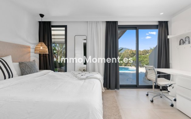 Resale - Detached villa - Marbella - Nueva Andalucía