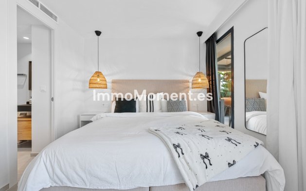 Resale - Detached villa - Marbella - Nueva Andalucía