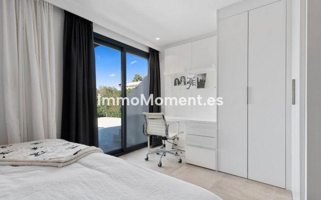Resale - Detached villa - Marbella - Nueva Andalucía