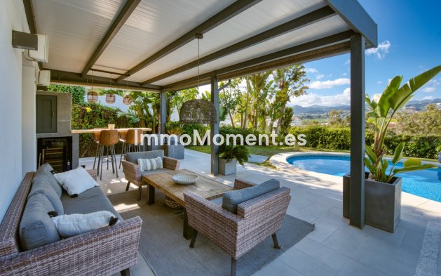 Resale - Detached villa - Marbella - Nueva Andalucía