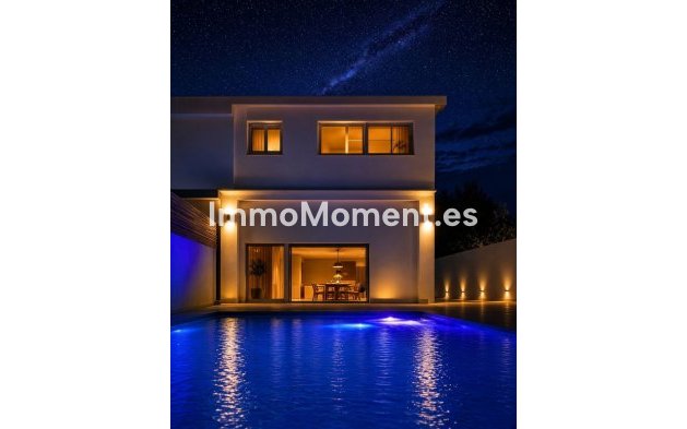 Wiederverkauf - Freistehende Villa - Marbella - Marbella Centro