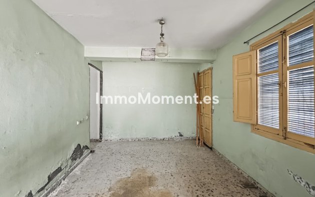 Bestaande woning - Vrijstaande villa - Estepona  - Estepona Centro