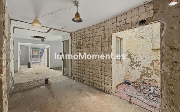 Bestaande woning - Vrijstaande villa - Estepona  - Estepona Centro
