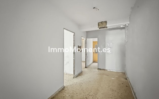 Bestaande woning - Vrijstaande villa - Estepona  - Estepona Centro
