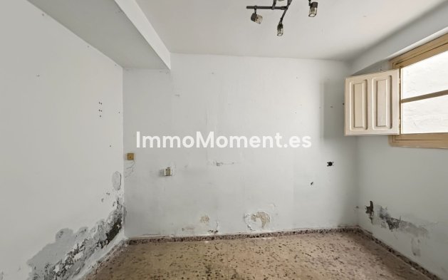 Bestaande woning - Vrijstaande villa - Estepona  - Estepona Centro