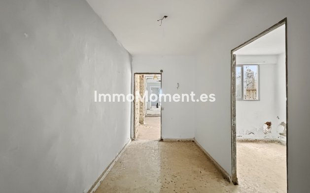 Bestaande woning - Vrijstaande villa - Estepona  - Estepona Centro