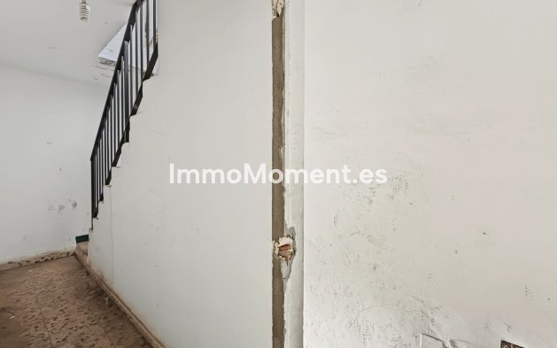 Bestaande woning - Vrijstaande villa - Estepona  - Estepona Centro