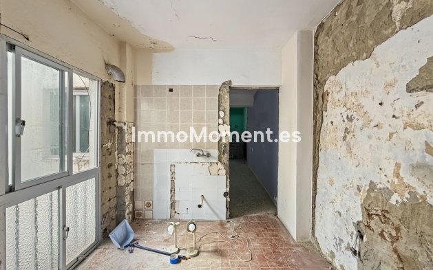 Bestaande woning - Vrijstaande villa - Estepona  - Estepona Centro