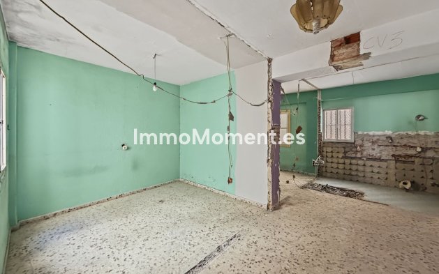 Bestaande woning - Vrijstaande villa - Estepona  - Estepona Centro