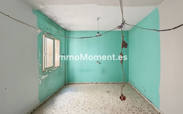 Bestaande woning - Vrijstaande villa - Estepona  - Estepona Centro