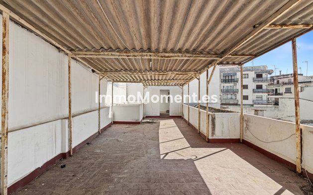 Bestaande woning - Vrijstaande villa - Estepona  - Estepona Centro