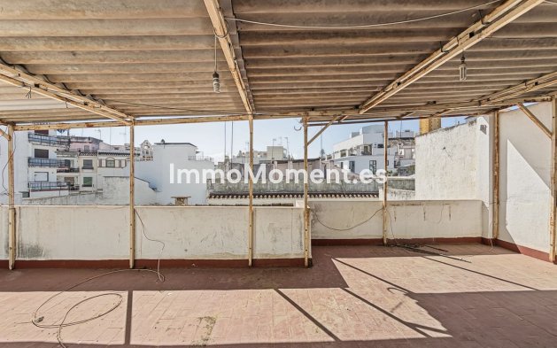 Bestaande woning - Vrijstaande villa - Estepona  - Estepona Centro