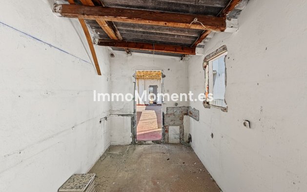 Bestaande woning - Vrijstaande villa - Estepona  - Estepona Centro