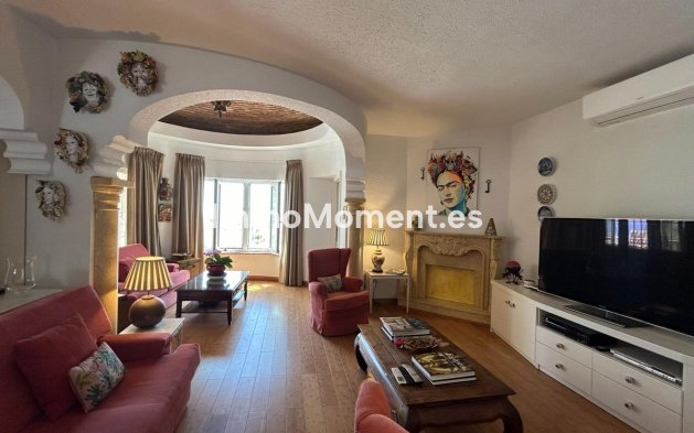 Resale - Detached villa - Benalmadena - Benalmadena Centro