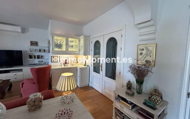 Resale - Detached villa - Benalmadena - Benalmadena Centro