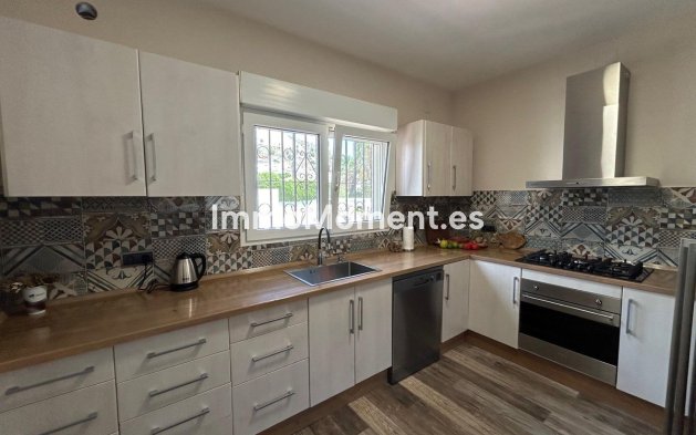 Resale - Detached villa - Benalmadena - Benalmadena Centro