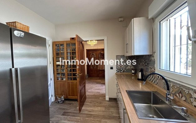 Resale - Detached villa - Benalmadena - Benalmadena Centro