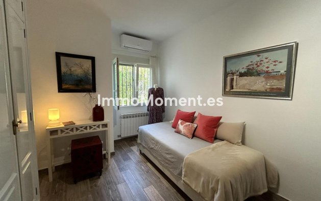 Resale - Detached villa - Benalmadena - Benalmadena Centro
