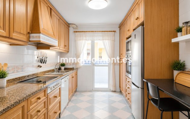 Resale - Apartment - Fuengirola - Fuengirola Centro