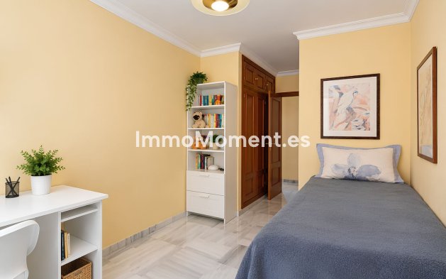 Resale - Apartment - Fuengirola - Fuengirola Centro