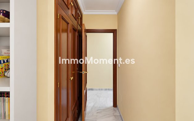 Resale - Apartment - Fuengirola - Fuengirola Centro