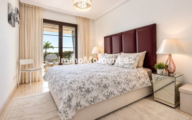 Reventa - Apartamento - Benahavís - Los Arqueros