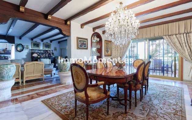 Wiederverkauf - Freistehende Villa - Marbella - Marbella Centro