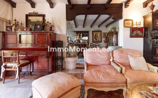 Wiederverkauf - Freistehende Villa - Marbella - Marbella Centro