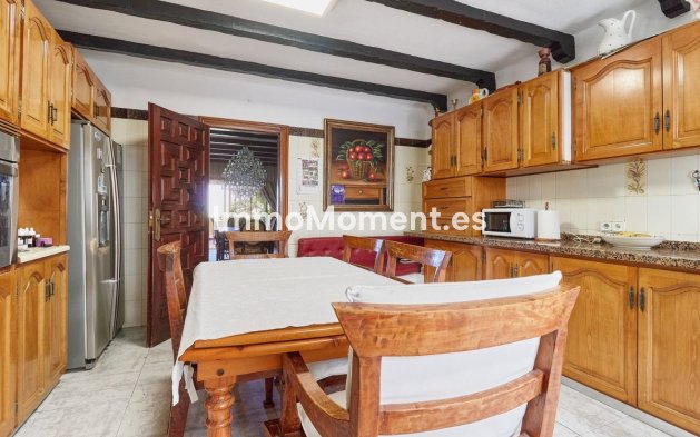 Wiederverkauf - Freistehende Villa - Marbella - Marbella Centro