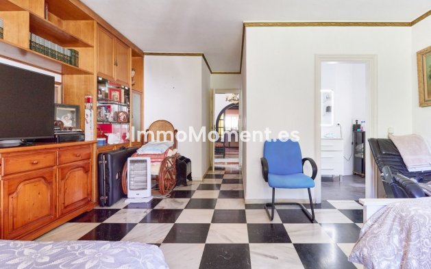 Wiederverkauf - Freistehende Villa - Marbella - Marbella Centro