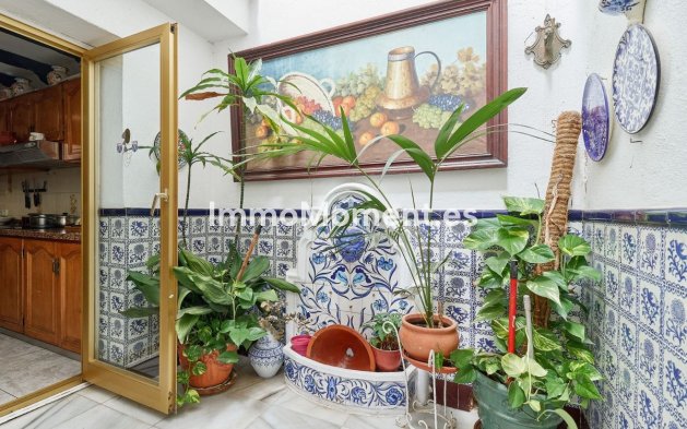 Wiederverkauf - Freistehende Villa - Marbella - Marbella Centro