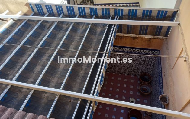 Resale - Townhouse - Estepona - Estepona Centro