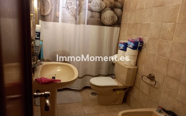 Resale - Townhouse - Estepona - Estepona Centro