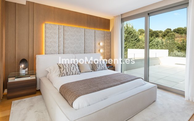 New Build - Detached villa - Estepona
