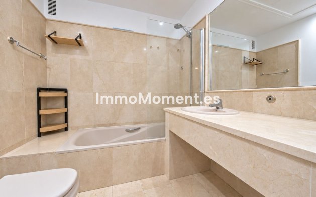 Bestaande woning - Appartement - Estepona  - Estepona Centro