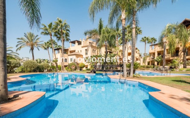 Bestaande woning - Appartement - Estepona  - Estepona Centro