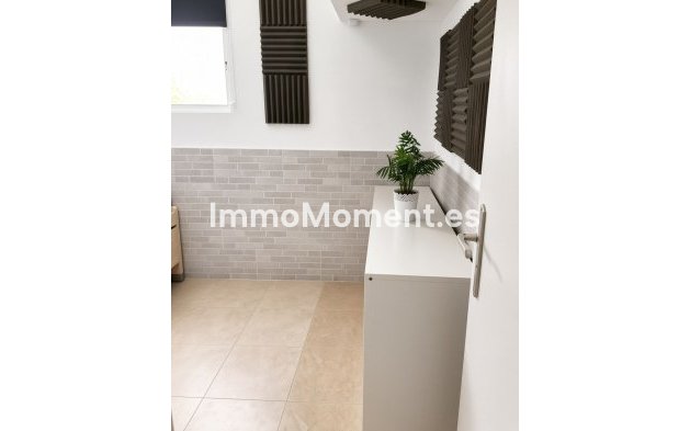 Resale - Apartment - Marbella - La Campana