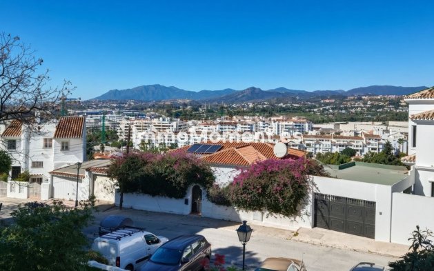 Resale - Apartment - Marbella - La Campana