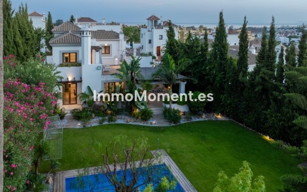 Wiederverkauf - Freistehende Villa - Estepona  - Estepona Centro