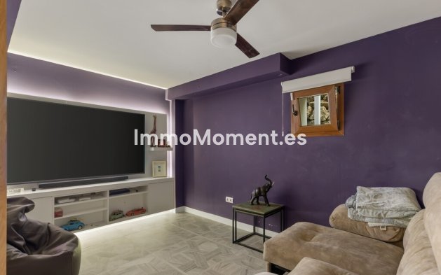 Wiederverkauf - Freistehende Villa - Estepona  - Estepona Centro