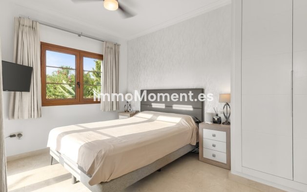 Wiederverkauf - Freistehende Villa - Estepona  - Estepona Centro