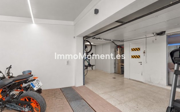 Wiederverkauf - Freistehende Villa - Estepona  - Estepona Centro