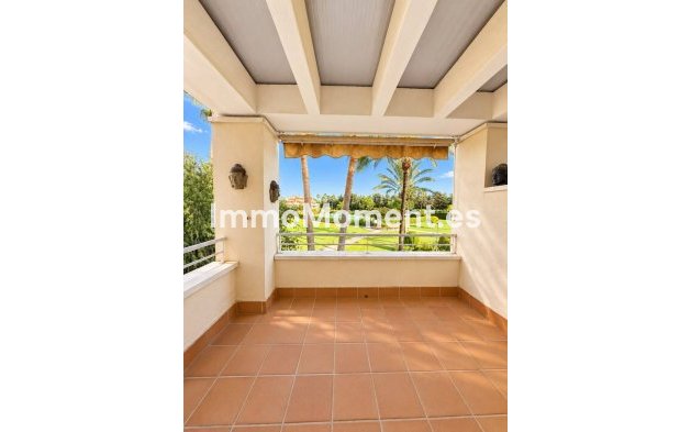 Revente - Appartement - Estepona  - Estepona Centro