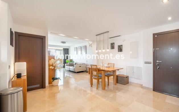 Resale - Apartment - Marbella - La Mairena