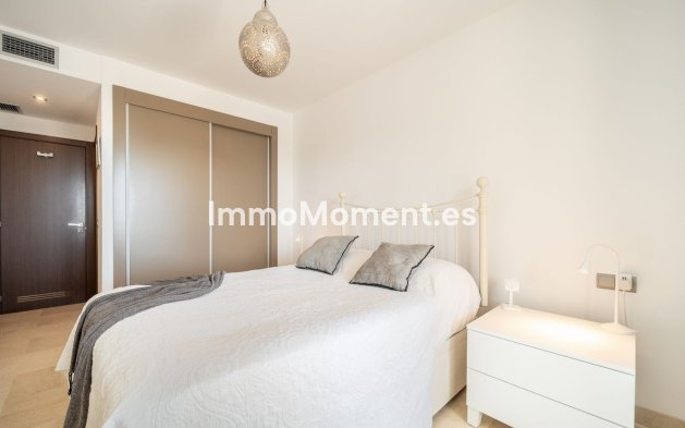 Resale - Apartment - Marbella - La Mairena