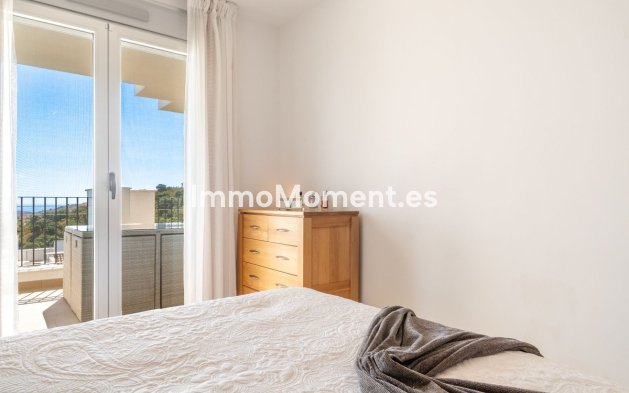 Resale - Apartment - Marbella - La Mairena