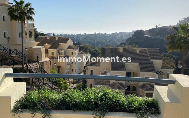 Resale - Apartment - Marbella - Elviria