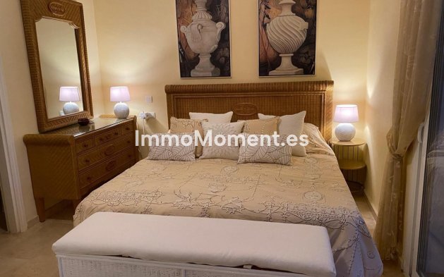 Resale - Apartment - Marbella - Elviria